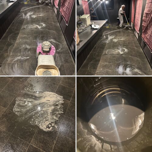 床洗浄作業中