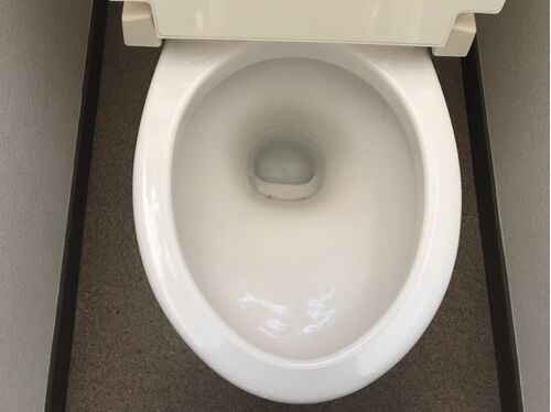 トイレ施工前