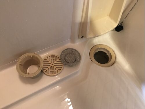 浴室排水部品洗浄後
