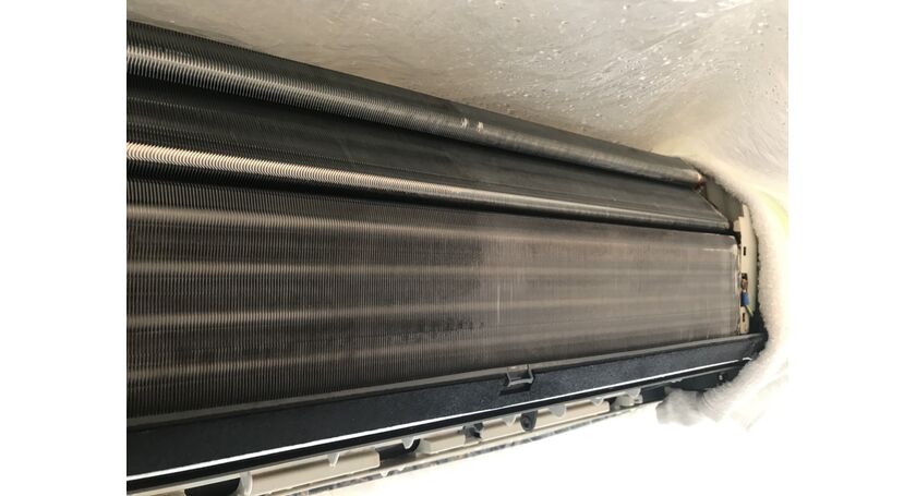 エアコン洗浄中