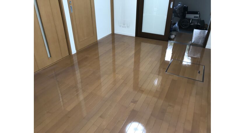 床ワックス施工後