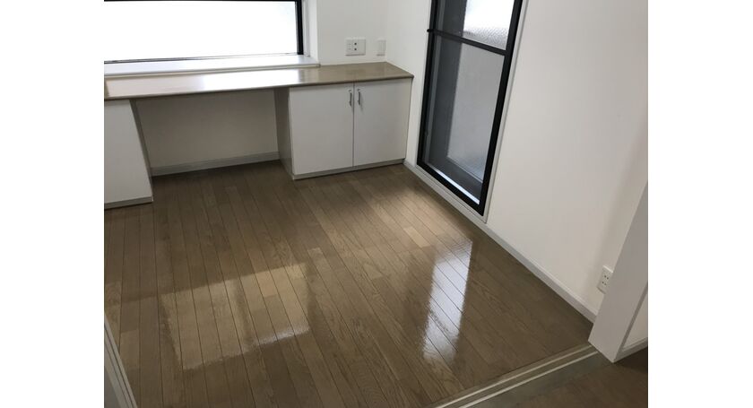 床ワックス施工後
