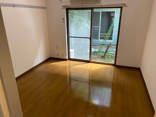 床ワックス施工後